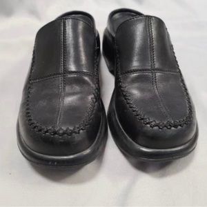 Dansko mule slide on clogs black leather size 38 or 7.5 to 8